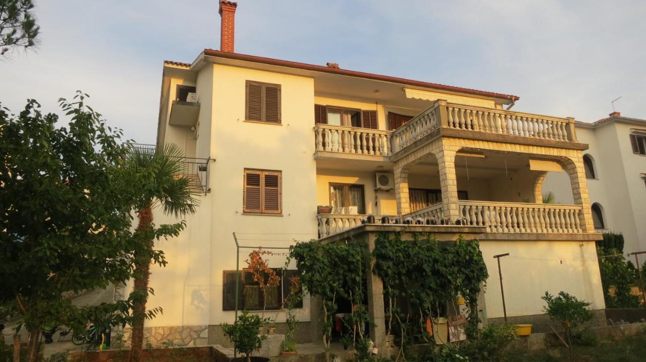Apartment Josipa Malinska Oda fotoğraf