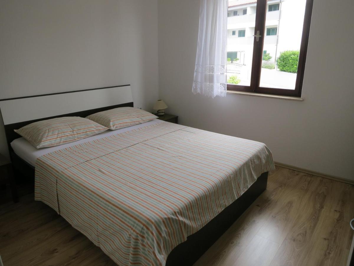 Apartment Josipa Malinska Oda fotoğraf