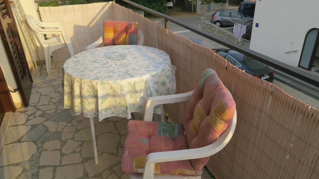 Apartment Josipa Malinska Dış mekan fotoğraf