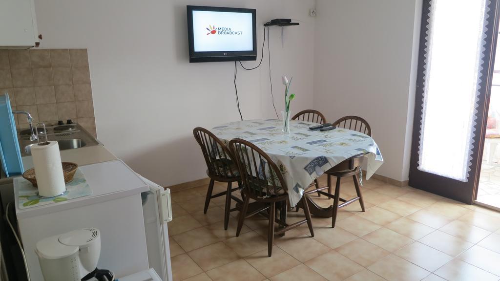 Apartment Josipa Malinska Dış mekan fotoğraf