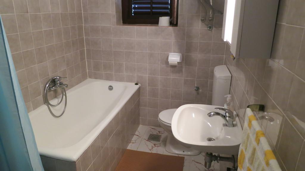 Apartment Josipa Malinska Dış mekan fotoğraf