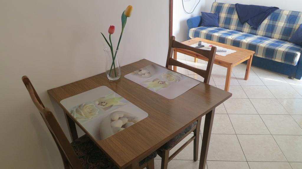 Apartment Josipa Malinska Dış mekan fotoğraf